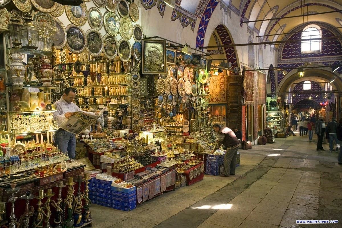 جرحى إثر انفجار في أحد أسواق مدينة أنطاليا التركية.